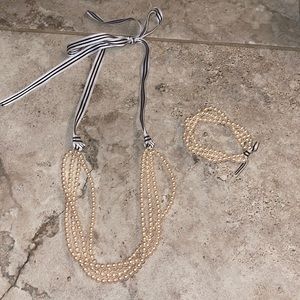 J crew marching pearl necklace and bracelet set for girls